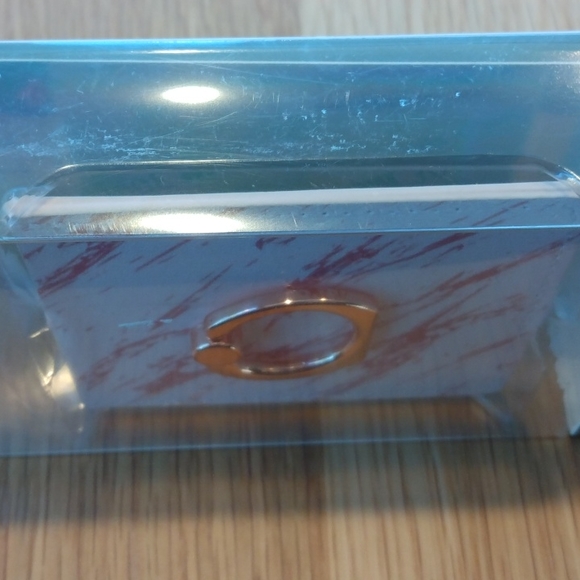 Elle Stick On wallet - Picture 14 of 15